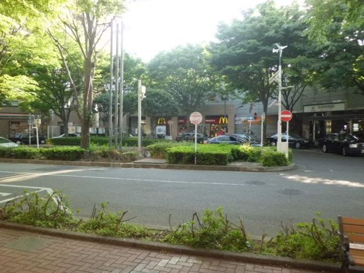 メゾン ド プランドールの周辺