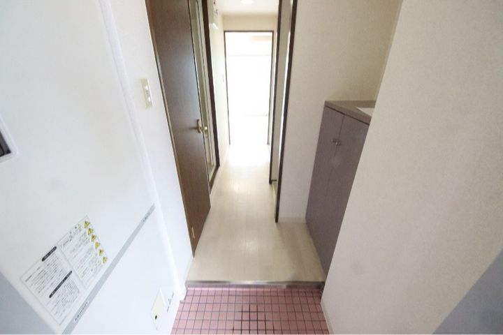 立花アスペンハウスの玄関