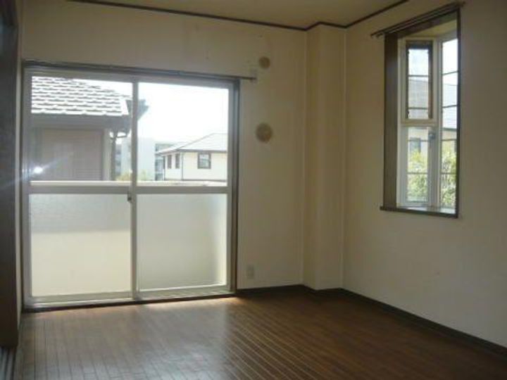 愛知県長久手市仏が根(マンション)の賃貸物件の居間