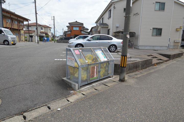 デゥヌゥの地図