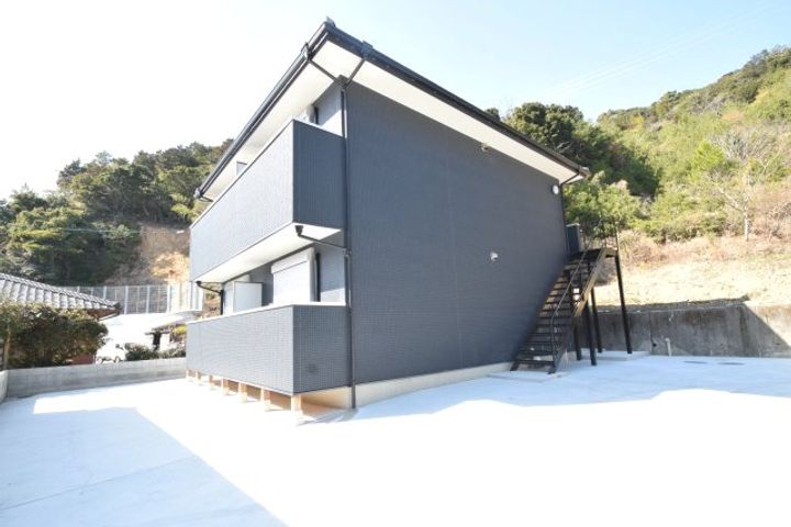 徳島県阿南市見能林町高道(アパート)の賃貸物件の外観