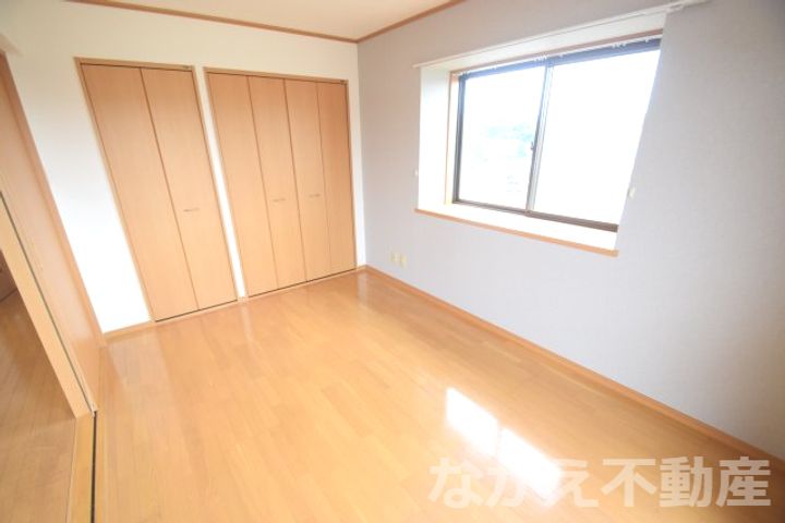 徳島県小松島市金磯町(マンション)の賃貸物件の居間