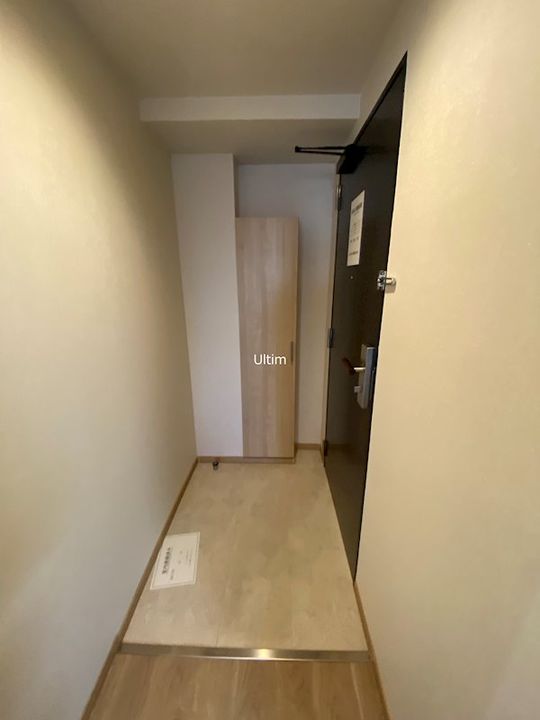 グランレブリー寺町松原の玄関