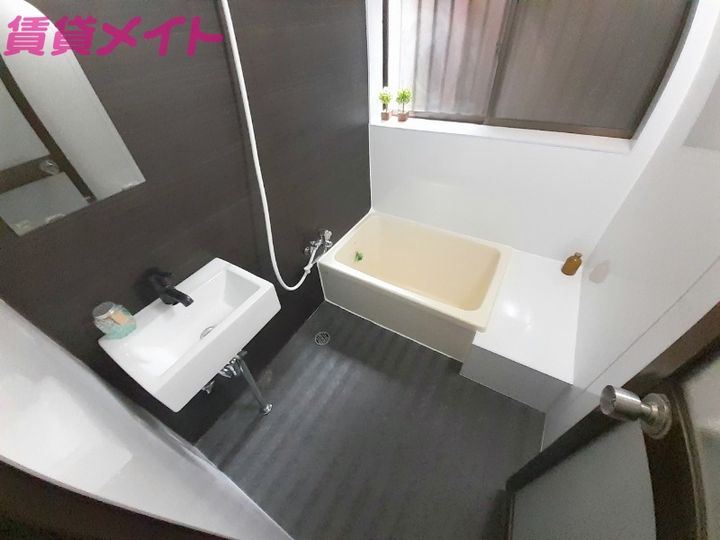 三重県四日市市富田一色町(一戸建)の賃貸物件の風呂