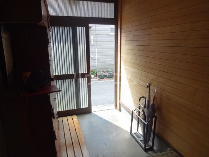 第1ユースコーポの玄関