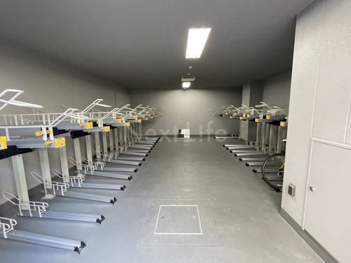 神奈川県横浜市西区中央1(マンション)の賃貸物件の地図