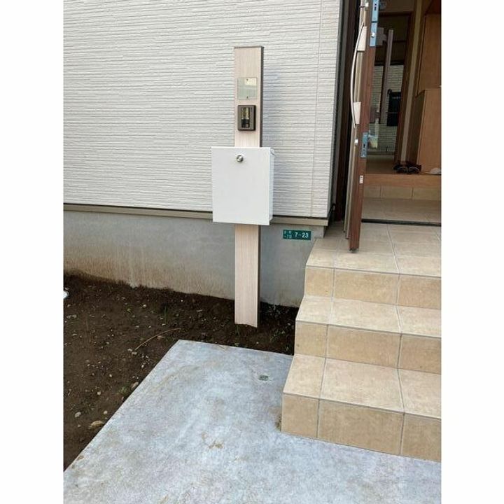 東京都昭島市緑町1(一戸建)の賃貸物件の玄関