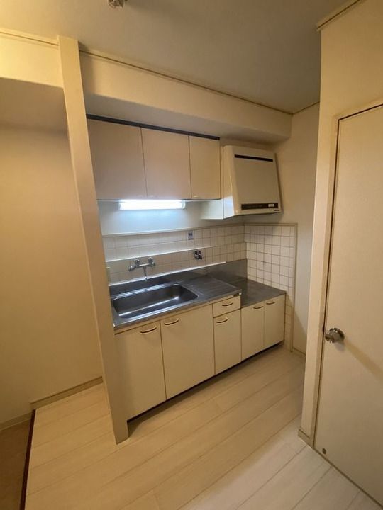 大阪府大阪市浪速区日本橋東2(マンション)の賃貸物件のキッチン