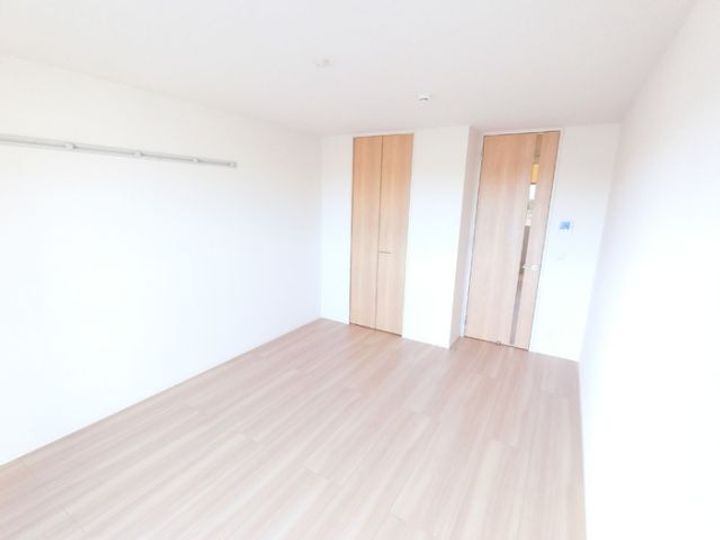 群馬県太田市宝町(アパート)の賃貸物件の居間