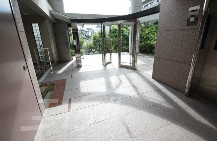カルム千里山土井A棟の地図