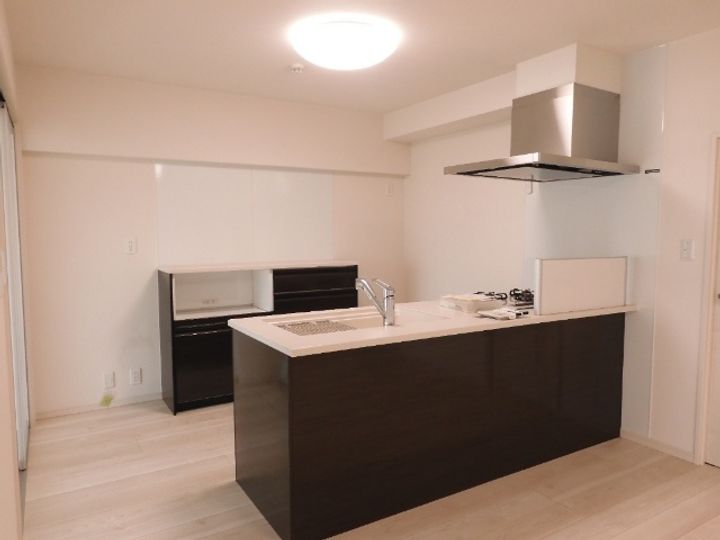 ロッコーマンション東観音コーポの居間