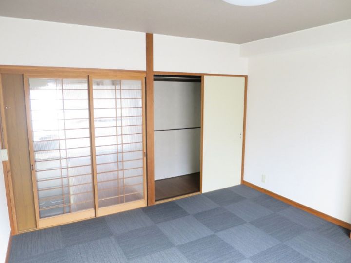 大田ハイツの居間