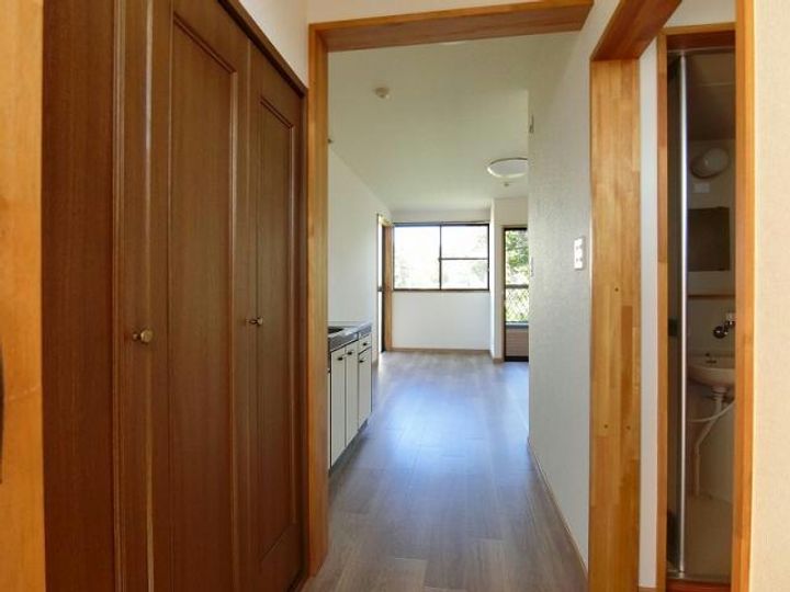 キャットハウスVの玄関