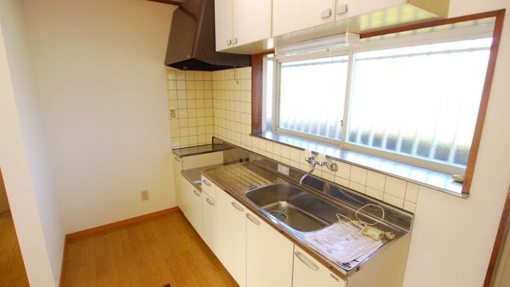 茨城県水戸市元吉田町(一戸建)の賃貸物件のキッチン