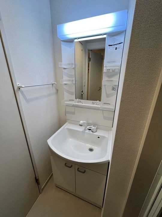 神奈川県茅ヶ崎市共恵1(マンション)の賃貸物件の内装