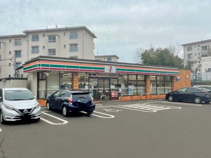 クローシェ泉中央の周辺