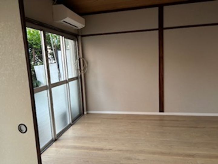 峰アパートの内装