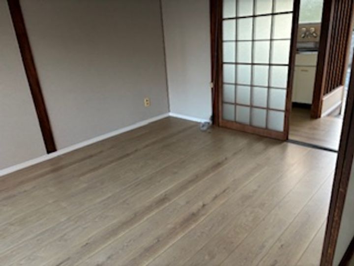 峰アパートの内装