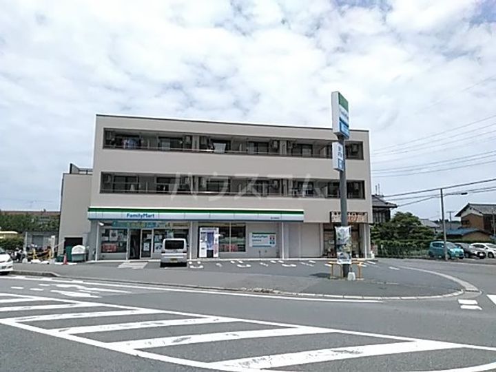 プラザ・ドゥ・プラシッドの周辺