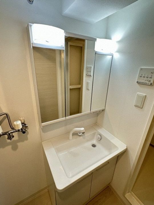 北海道札幌市白石区菊水六条1(マンション)の賃貸物件の内装