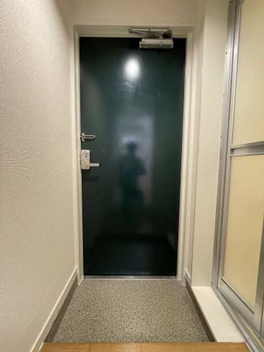 レオパレス滝野川の玄関
