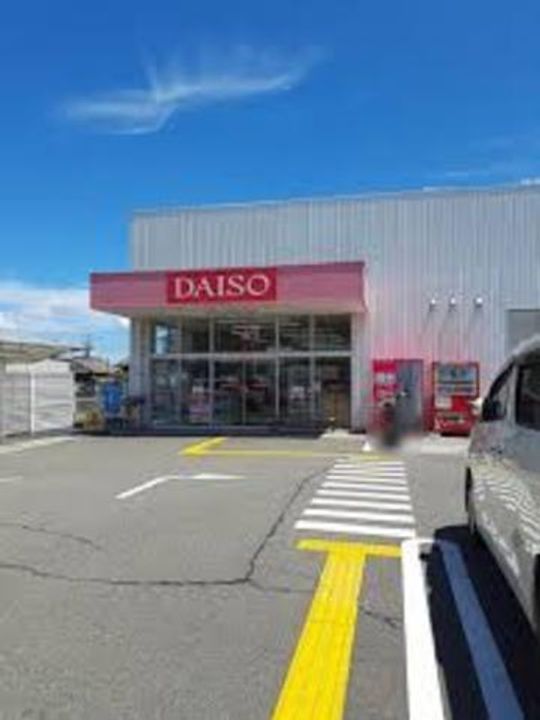 ラフレシール・ベルVの周辺