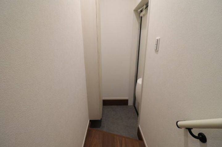 福島県伊達市川原町(アパート)の賃貸物件の玄関