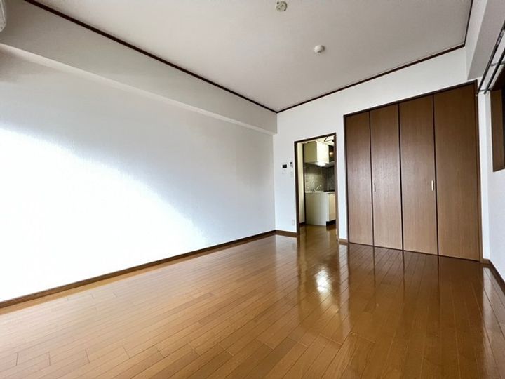 ウイング金屋町ステーションサイドの居間