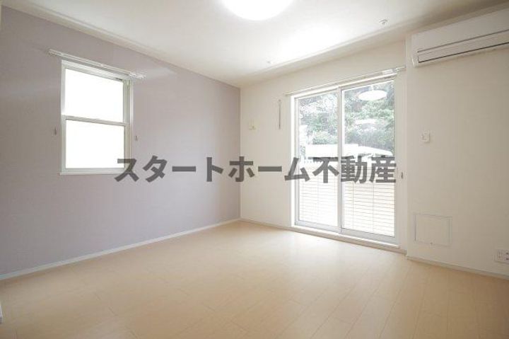 徳島県徳島市南庄町3(アパート)の賃貸物件の居間