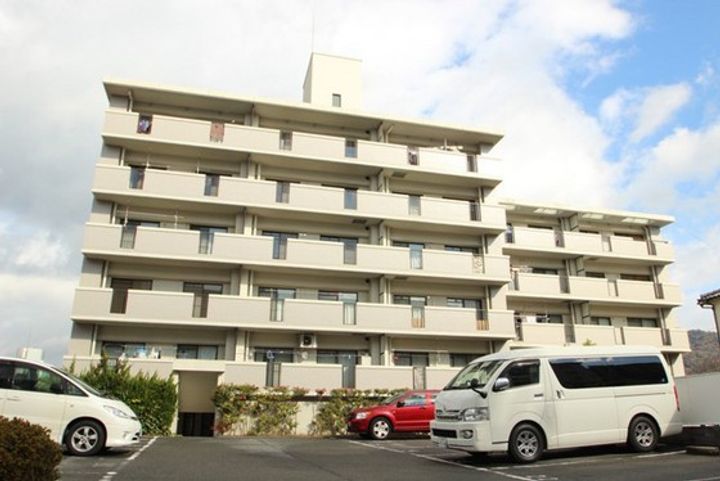 パークヒルズ天水の外観