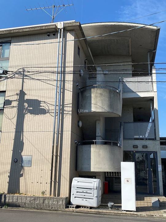 ランブラス西院の外観