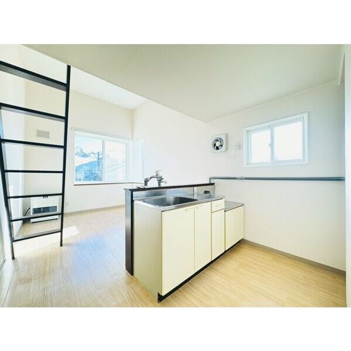 サンテラス911の居間