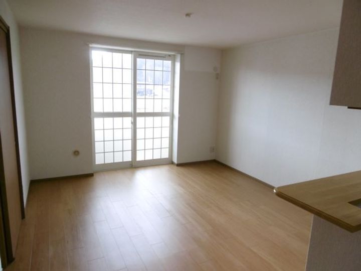 クレセント北郷B棟の居間