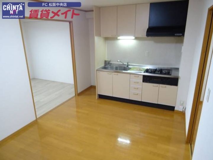 レジデンス善の居間