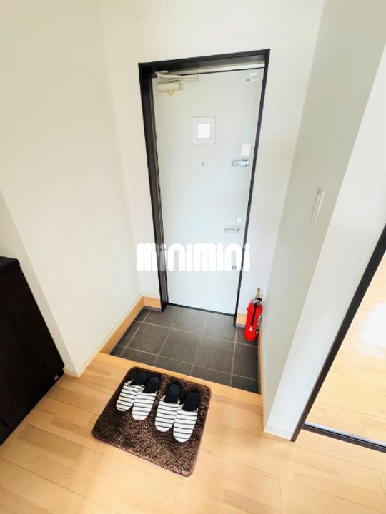 ソレイユ弐番館の玄関