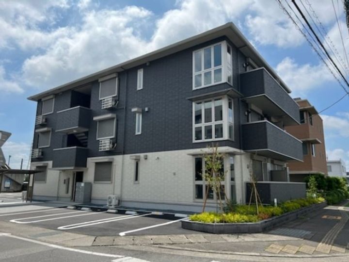 メゾンベールの外観