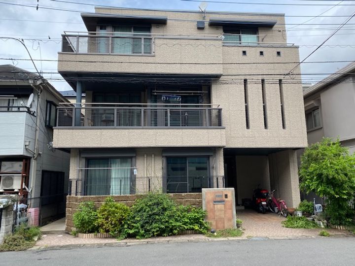 コンフォート新城の外観