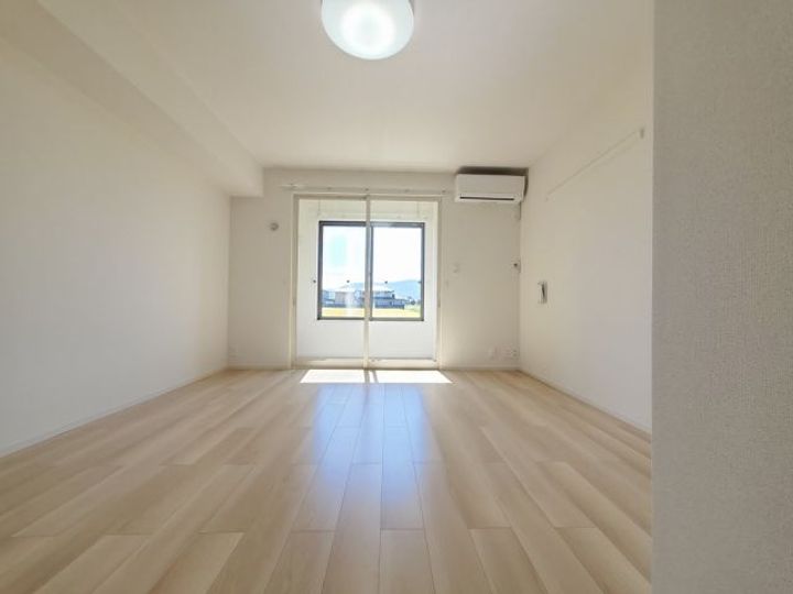 グリーン ヴィレッヂ IIの居間