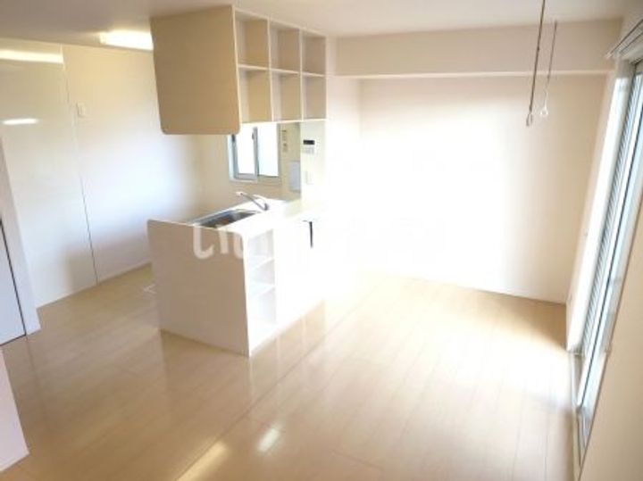 三重県鈴鹿市西条6(アパート)の賃貸物件の居間