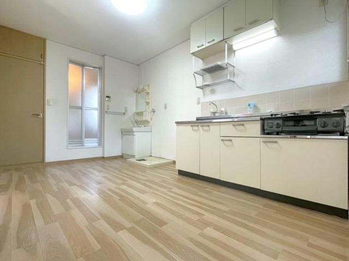 静岡県浜松市中央区中島1(アパート)の賃貸物件の居間