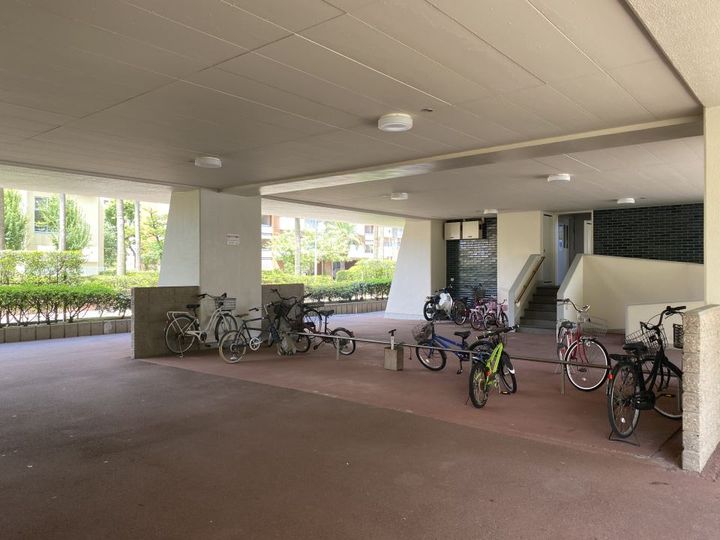 鴨池サンハイツ8号棟602号の地図