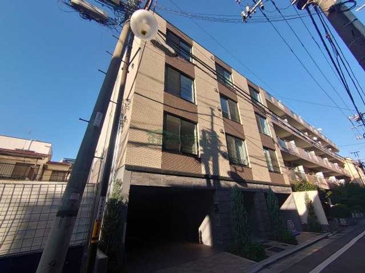 GENOVIA池袋の外観