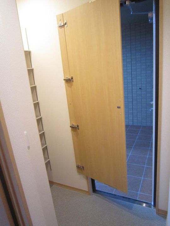 茨城県ひたちなか市大字田彦(アパート)の賃貸物件の玄関