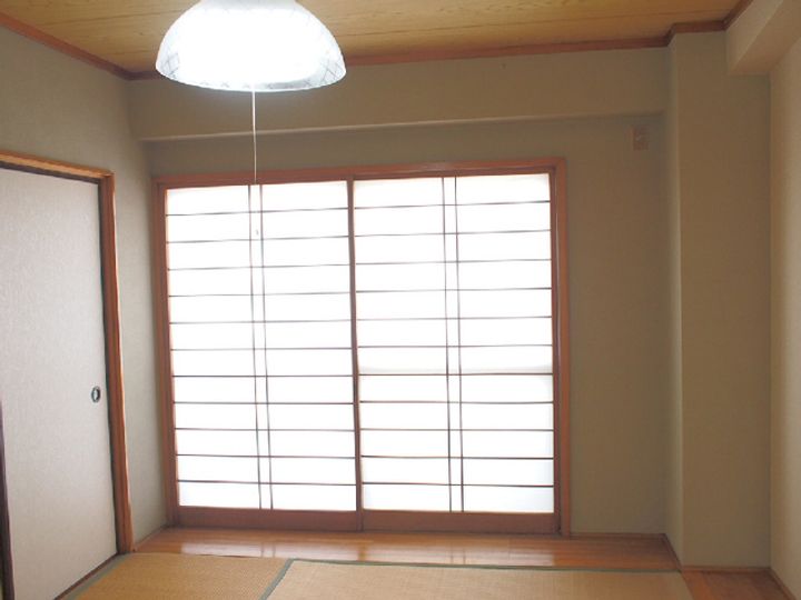 大庭マンションの内装
