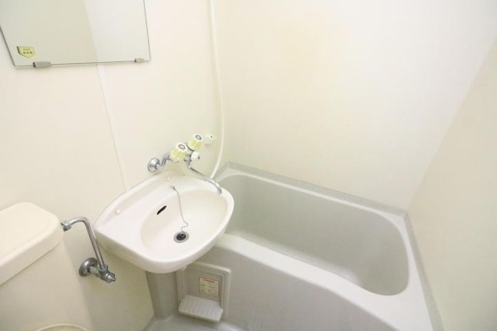 埼玉県川口市飯塚1の賃貸マンションの風呂