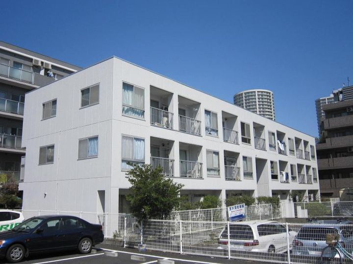 埼玉県川口市飯塚1の賃貸マンションの外観