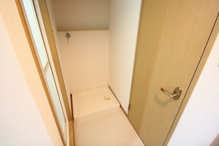 NASコーポ中須の内装