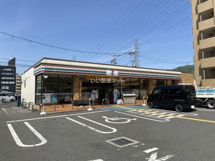 大阪府東大阪市西石切町5の賃貸マンションの周辺