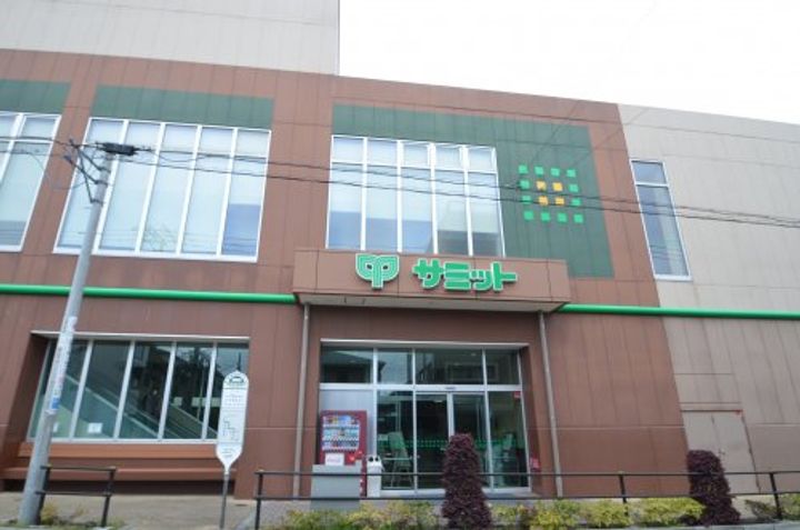 スターフラッツの周辺