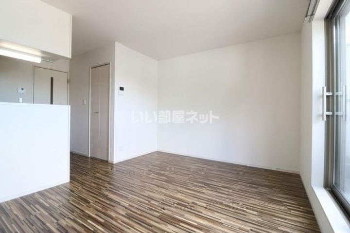 Villetta Hills福大前の居間
